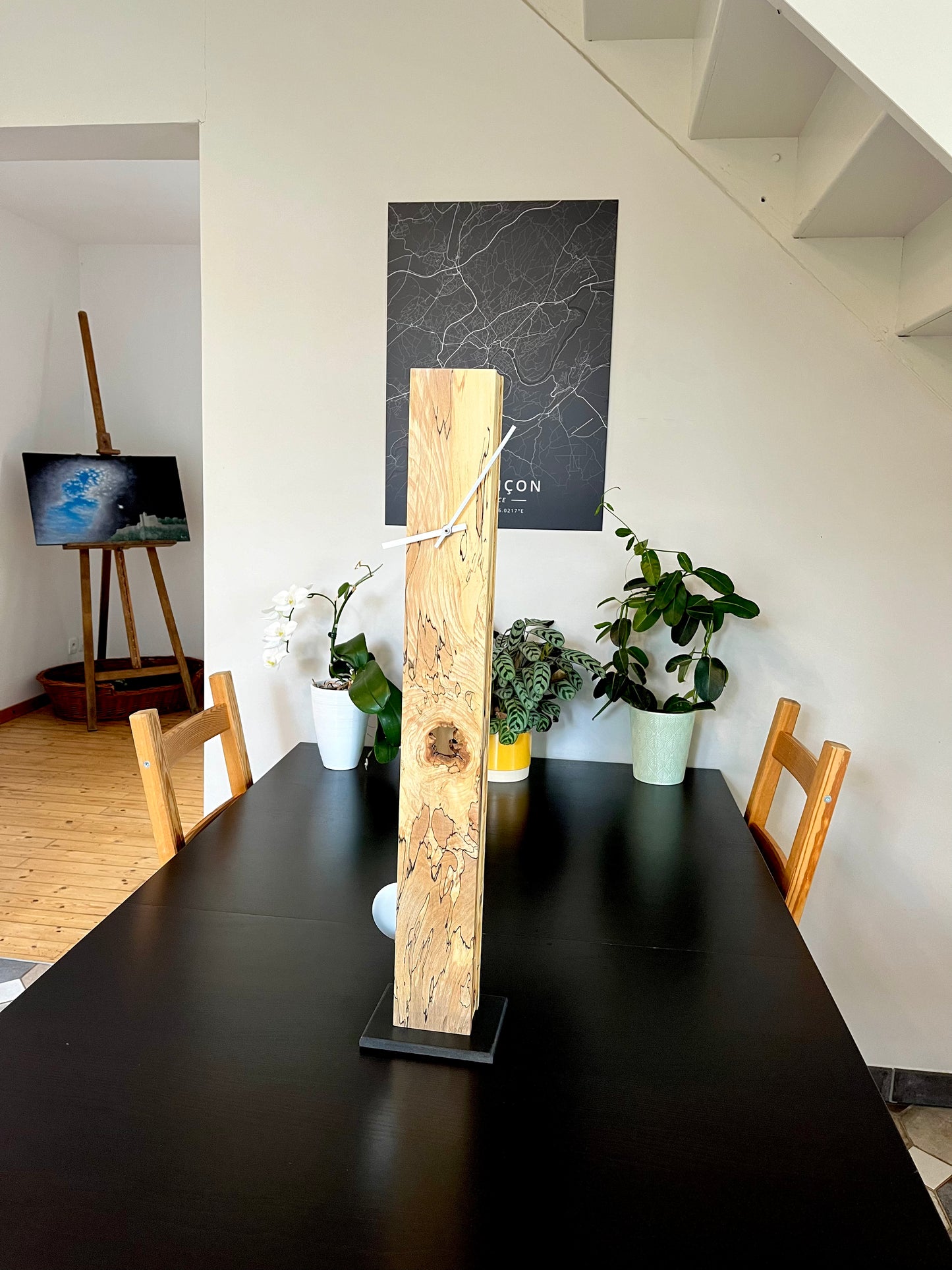 René Lietta, Horloge droite design avec pendule, ébénisterie d’art, 70 cm