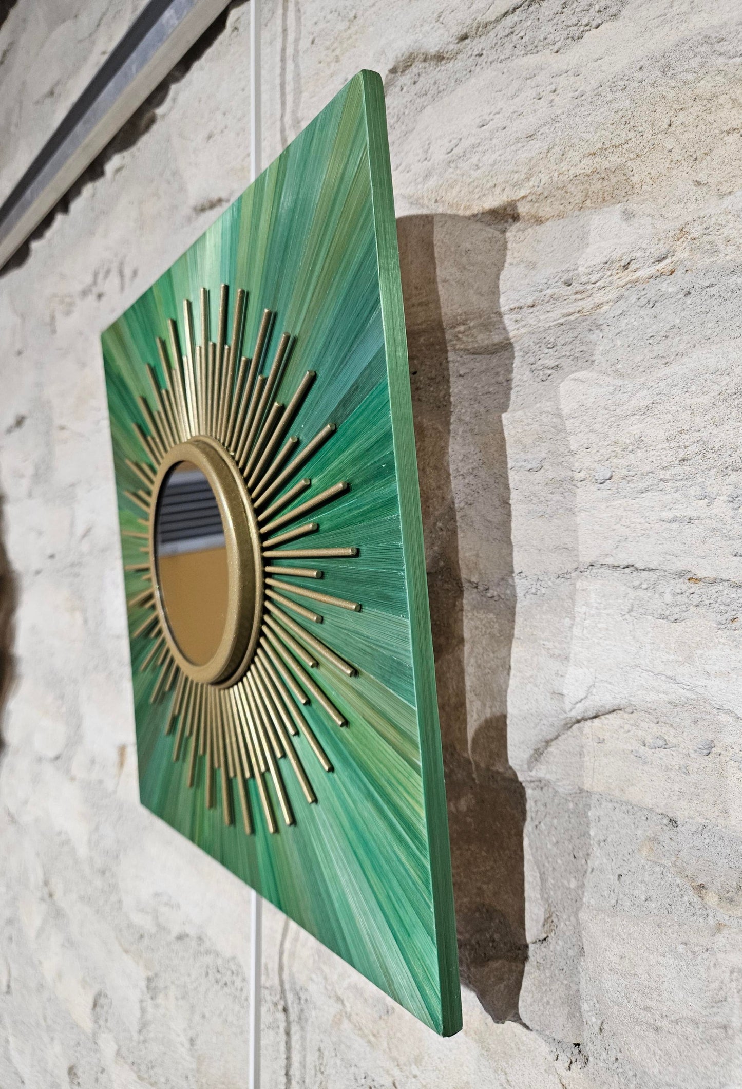 Mélody Paris, Le miroir vert, marqueterie de paille, 30x30cm
